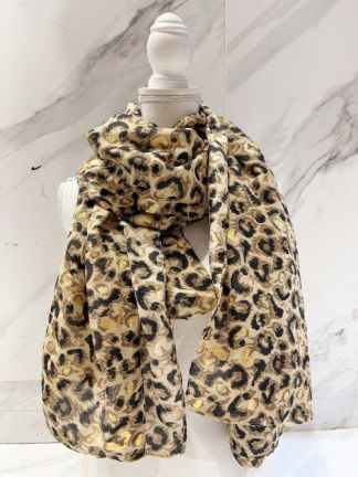 Vetement carla giannini on sale